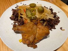 -POKEE VIA&Brunch·维娅(重庆来福士店)