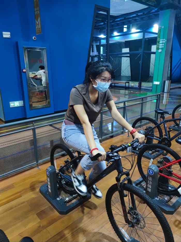 sports monster运动萌兽-"一个很适合搞团建的地方,里面的设施很新,.