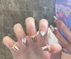 -悦指间美甲美睫