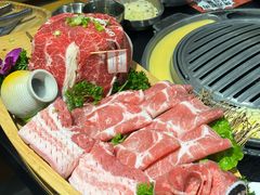 -GOGIYA·咕叽吖韩国传统烤肉店(东方新天地店)