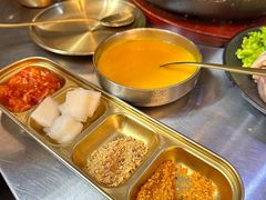 -胡悦里韩式烤肉(芝罘万达广场店)