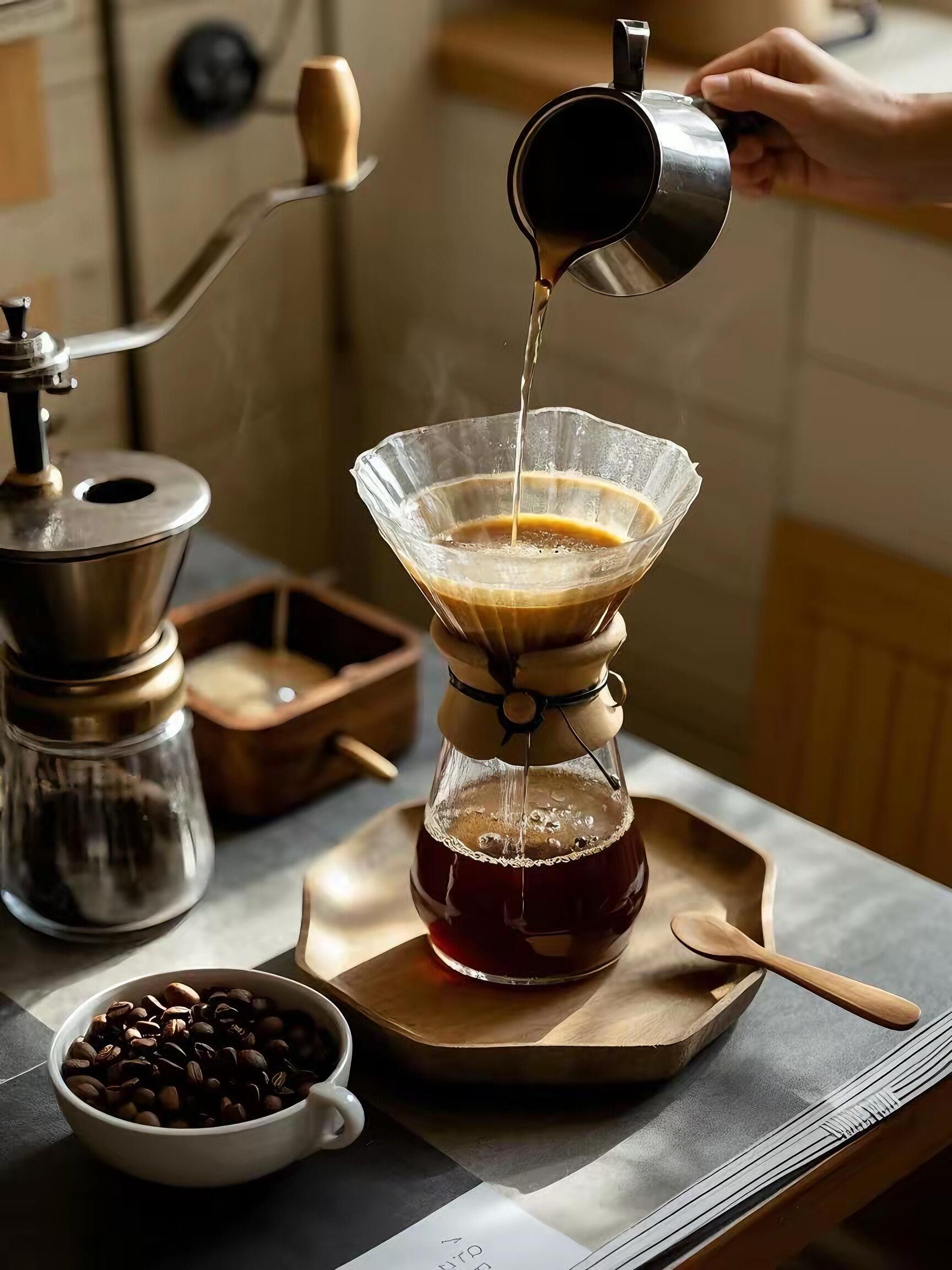 🙋🏻‍♀️举手,谁是从手冲爱上咖啡☕️的
