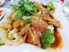 西兰花炒牛肉-QQ海鲜餐厅