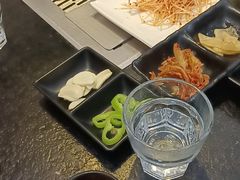 -臻牛烤肉