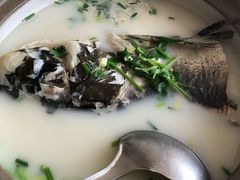 -天乐农家鱼头王(天目湖店)
