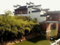 -八大山人梅湖景区