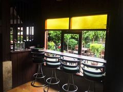-Dash Teak House