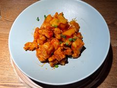 -蜜桃餐厅·伴山(湖滨商业街店)