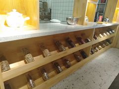 -屋头串串(临江路店)