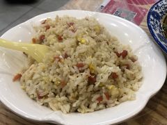 -江城燕子大排档(江汉路步行街店)