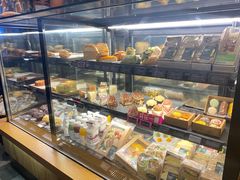 面包甜点陈列柜-星巴克(深圳北站B5检票口)