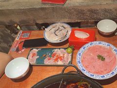 -周小明火锅(黑金冠社区店)