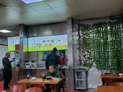 大堂-春雨羊汤店(广开四马路总店)