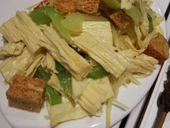 -鼎高高陕西美食(龙德广场店)