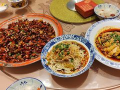 -杨记隆府重庆江湖菜(大悦城店)
