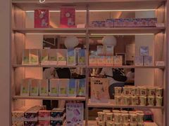 -奈雪的茶(湖滨银泰in77C区PRO店)