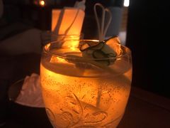 -Whisper Bar 