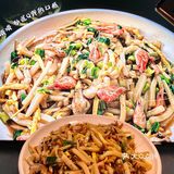 🍜海鲜面能多新鲜？活着到吃完不超十分钟…

