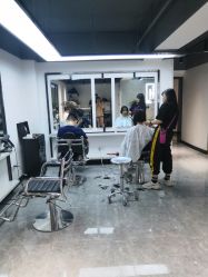 -HG美发设计沙龙