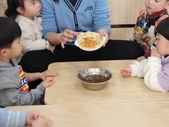 -蒙蒙狮蒙台梭利儿童之家