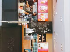 -星巴克臻选(威海威高广场店)