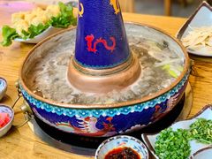 苏尼特冰煮羊-毛辣果·贵州红酸汤牛肉火锅(西单店)