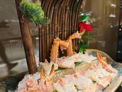 -蟹犇前•帝王蟹雪蟹(陆家嘴店)