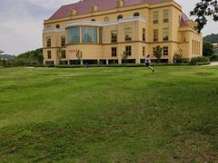 -金孔雀温泉旅游度假村