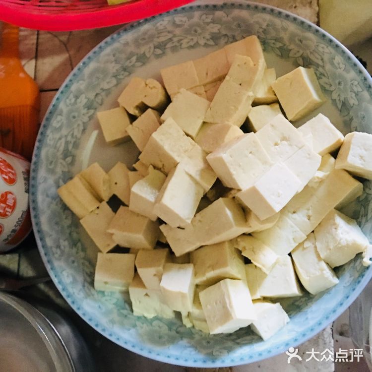 正宗家常麻婆豆腐，有盐有味，很下饭。