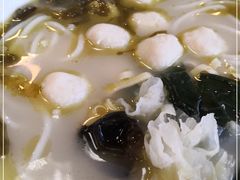 -灵芝妹子海鲜米线(香炉礁山姆店)