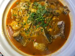 -魏铭鱼头捞饭(晋阳路店)