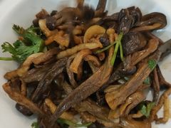 -吕氏疙瘩汤·海鲜新鲁菜(凯德mall新都心店)