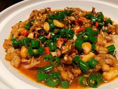 干锅紫苏牛蛙-凤凰湘语·湘粤鲜融(浦东旗舰店)