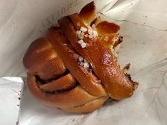 肉桂卷-LANLIZI BAKERY(COSMO店)