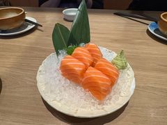 三文鱼刺身salmon-夯食·创意料理(世纪汇店)