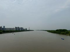 -南京眼步行桥