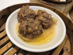 -万龙洲海鲜(大兴绿地缤纷城店)