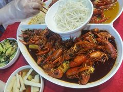 -龙巢盱眙龙虾·牛蛙·烧烤宵夜(八卦岭店)