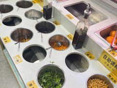 自助调料区-严厨老坛酸菜鱼(吴江万宝店)