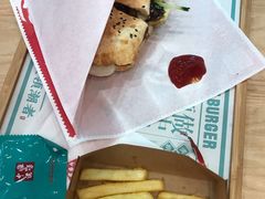 -塔斯汀中国汉堡(江南万达店)