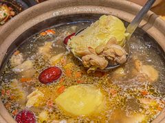 -邹开喜·炭炉鸡煲·海鲜火锅(虹口足球场店)