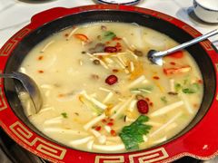-牛得很·鲜牦牛肉烧烤·牛羊肉菌汤锅(康定店)