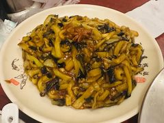 -聚首堂·特色小吃·肘子(什刹海德胜门店)