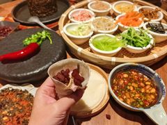 -包整·丝娃娃(一览甲秀楼风景店)