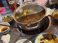 -罗二娘·鲜切牛自助火锅(罗湖东门步行街店)