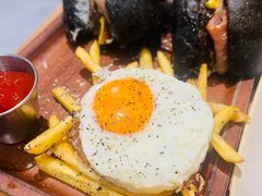 -HELLO 27 意面·沙拉·帕尼尼