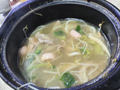 -砂锅米线