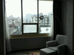 -麗枫酒店(长沙步行街南门口地铁站店)