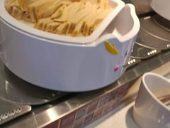 -龍歌自助小火锅(芝罘万达店)