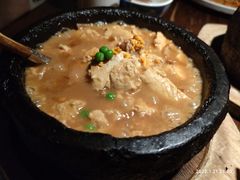 石锅沃豆腐-桂满陇-十里风荷(合生汇店)